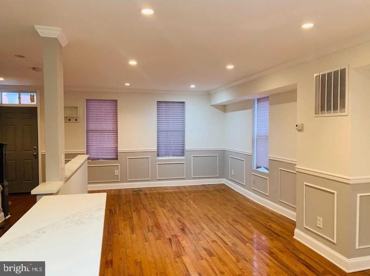 617 Montpelier St - Photo 3 of 11