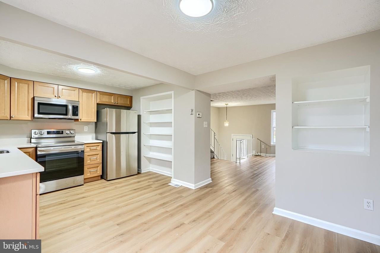 422 Machias Pl - Photo 6 of 30