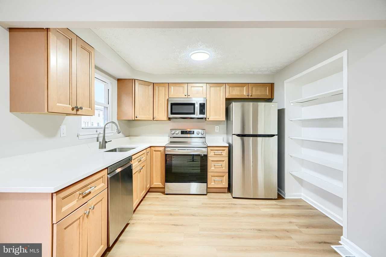 422 Machias Pl - Photo 7 of 30