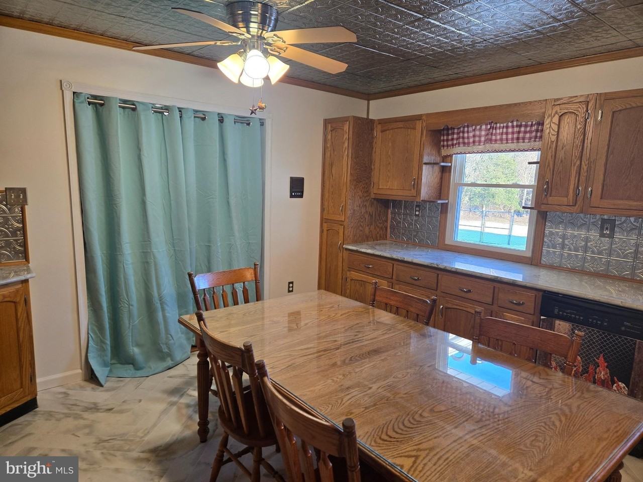 15329 Church Ln - Photo 4 of 17