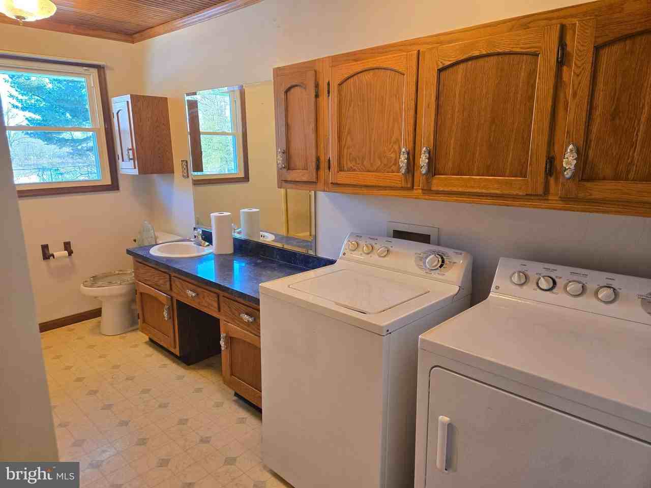 15329 Church Ln - Photo 6 of 17