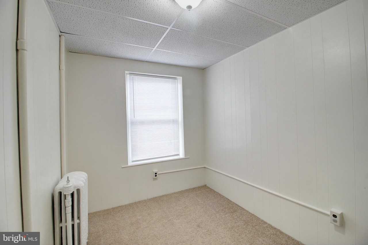 604 W Main St Unit 3 #3 - Photo 6 of 13