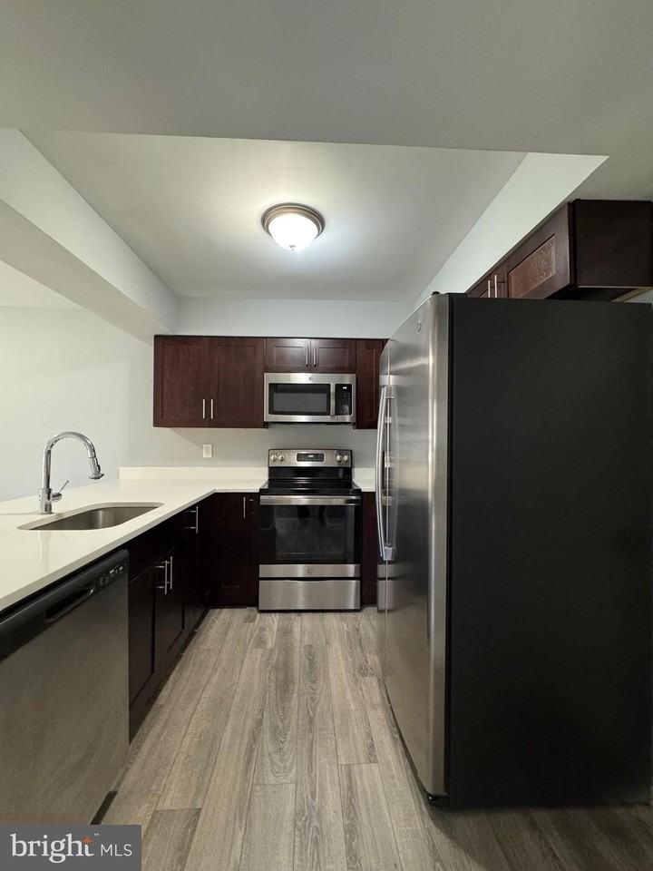 3407 Everette Dr - Photo 6 of 18