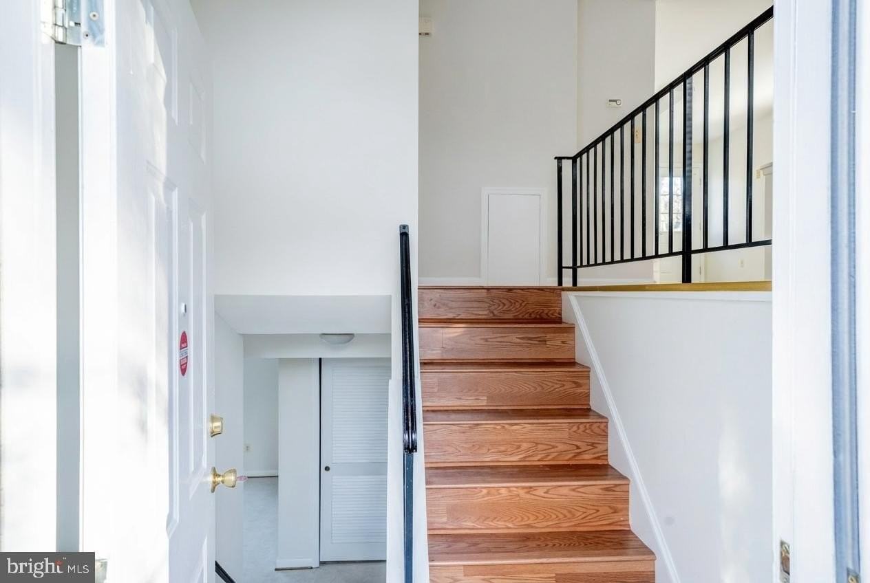 8729 36th Ave - Photo 3 of 18