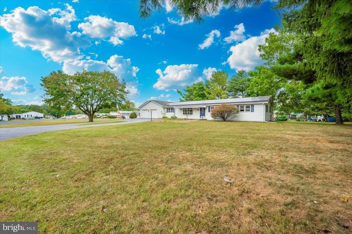 6 Schaller Ln - Photo 4 of 50