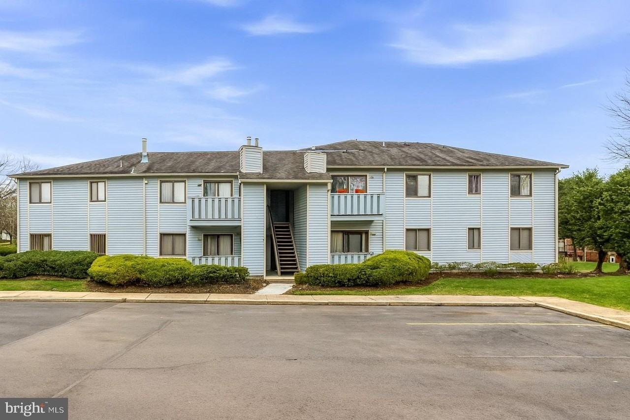 1404 Woodhollow Dr - Photo 2 of 30