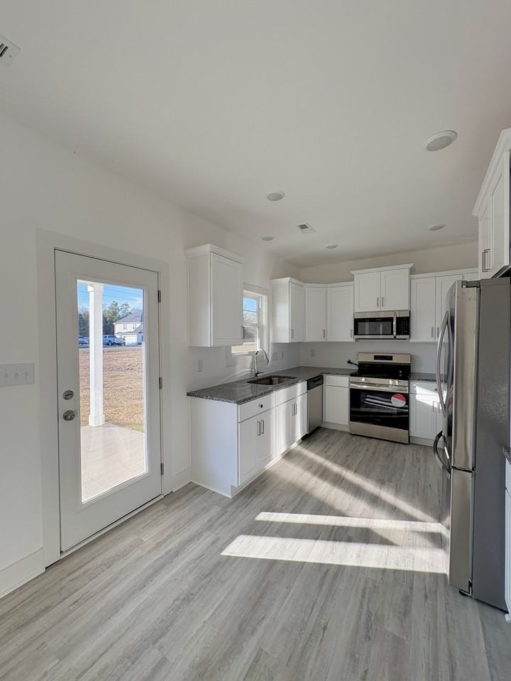 131 Bourbon St #1 - Photo 7 of 25