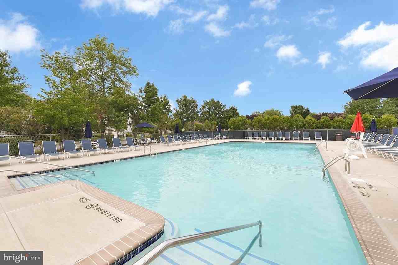 6 Kite Ct - Photo 2 of 15