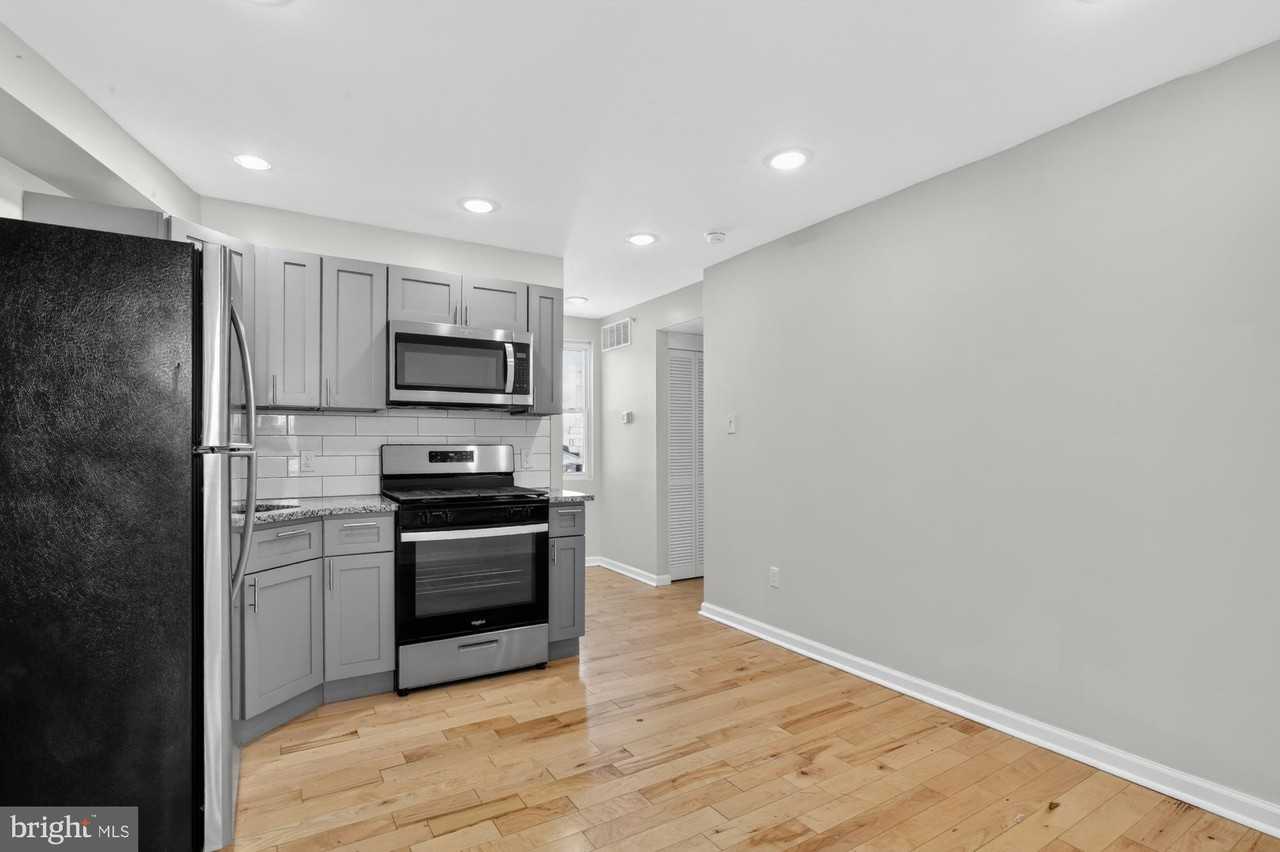 2604 Frankford Ave Apt 3 #3 - Photo 4 of 14