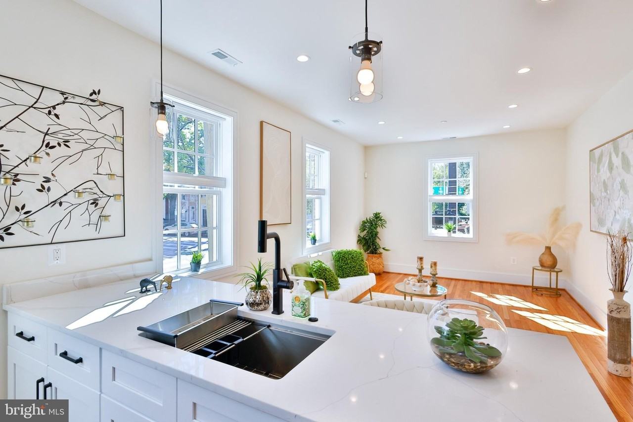 221 S Alfred St Unit 3a #3A - Photo 6 of 34