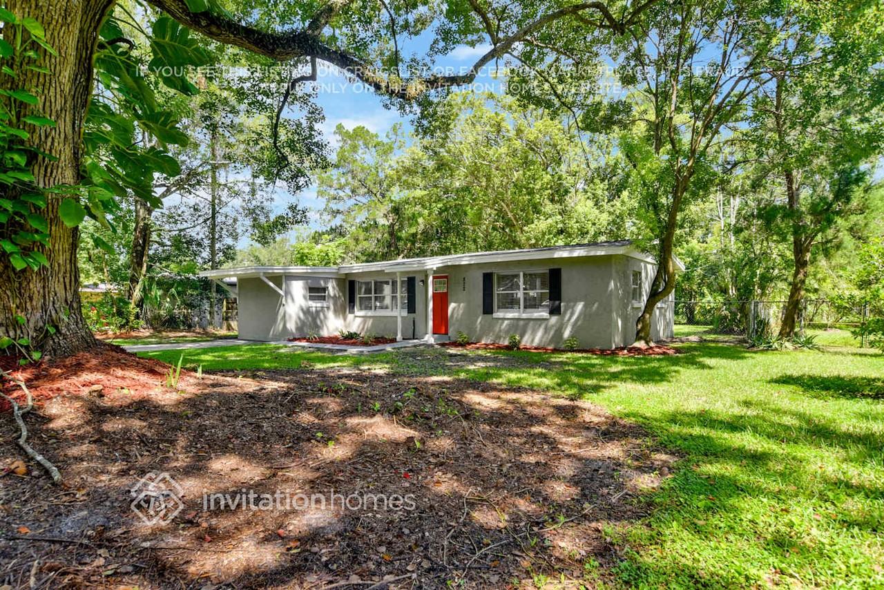 822 Rosalia Dr - Photo 2 of 28