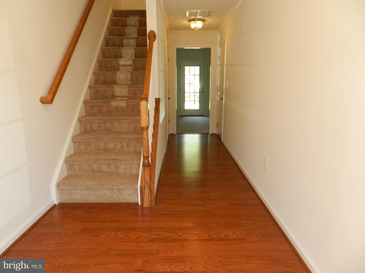 23209 Westwood Ct - Photo 2 of 12