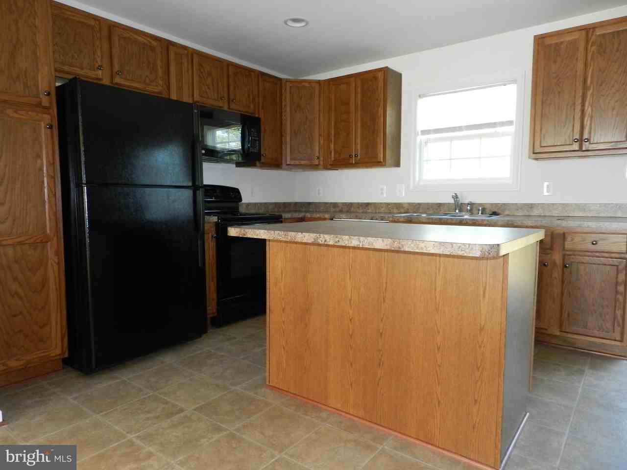 23209 Westwood Ct - Photo 5 of 12