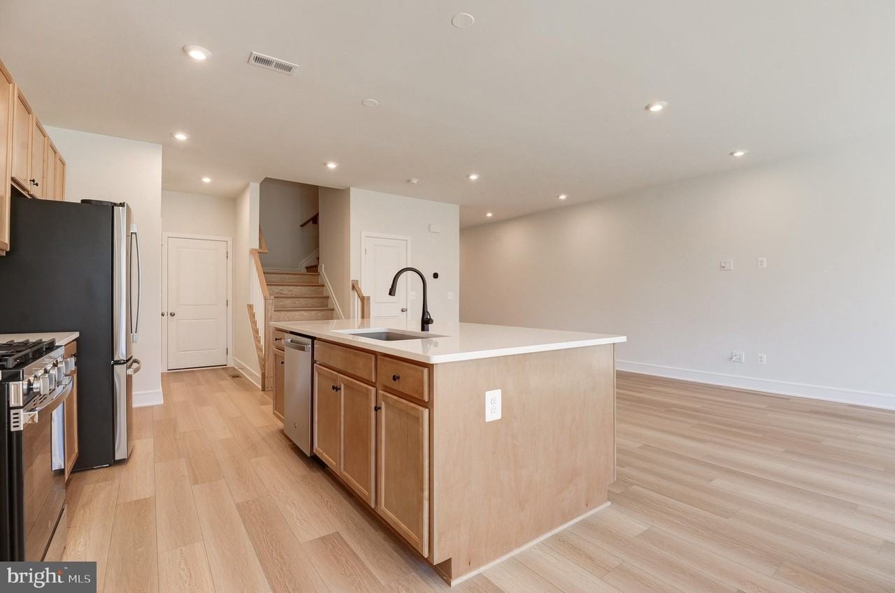 129 Leather Flower Dr - Photo 6 of 50