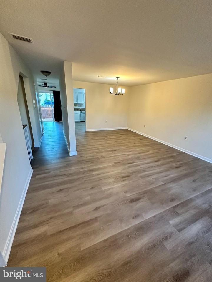 5694 CABELLS Court - Photo 5 of 31