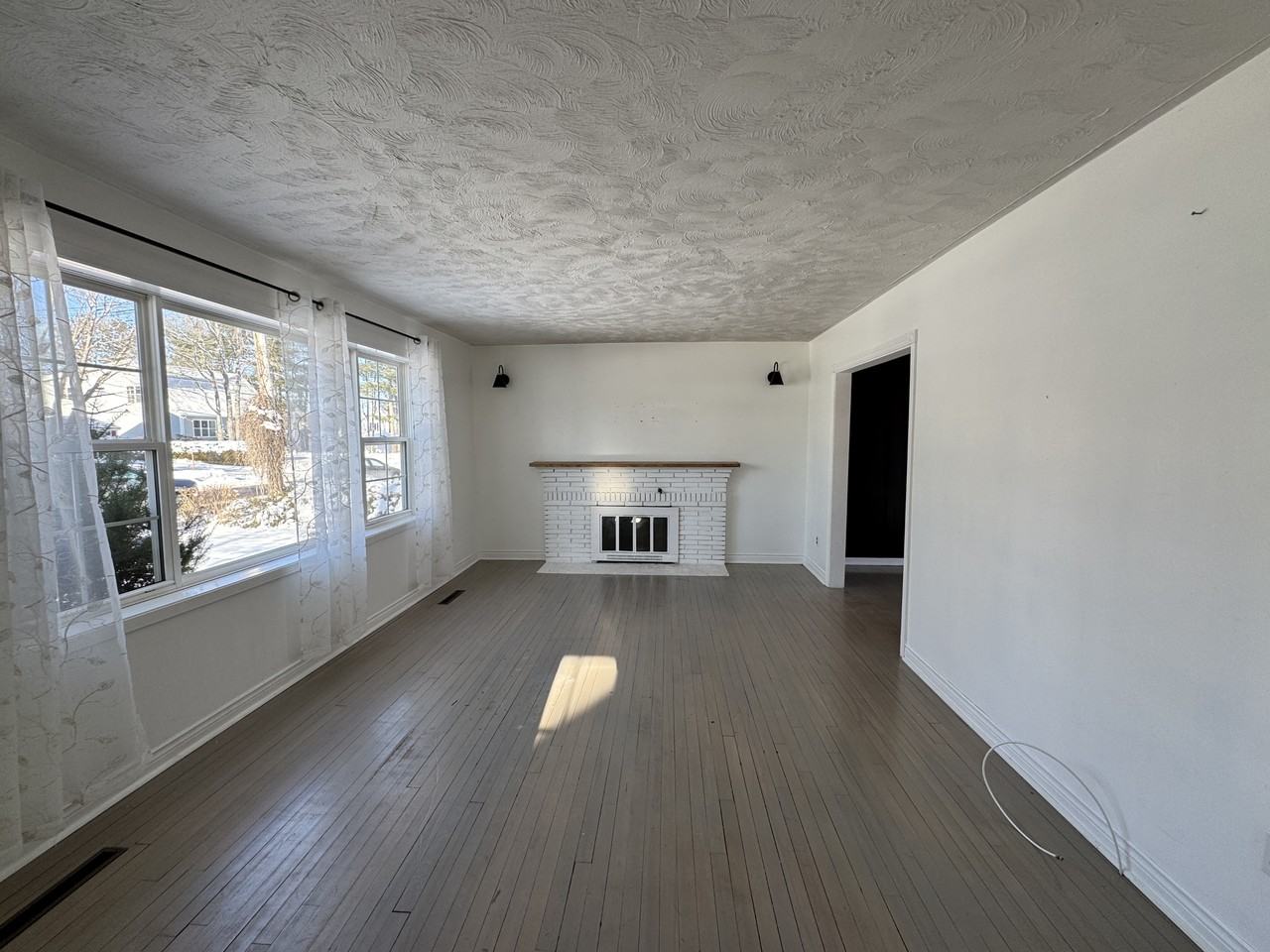 616 Yale Ave #1 - Photo 3 of 33