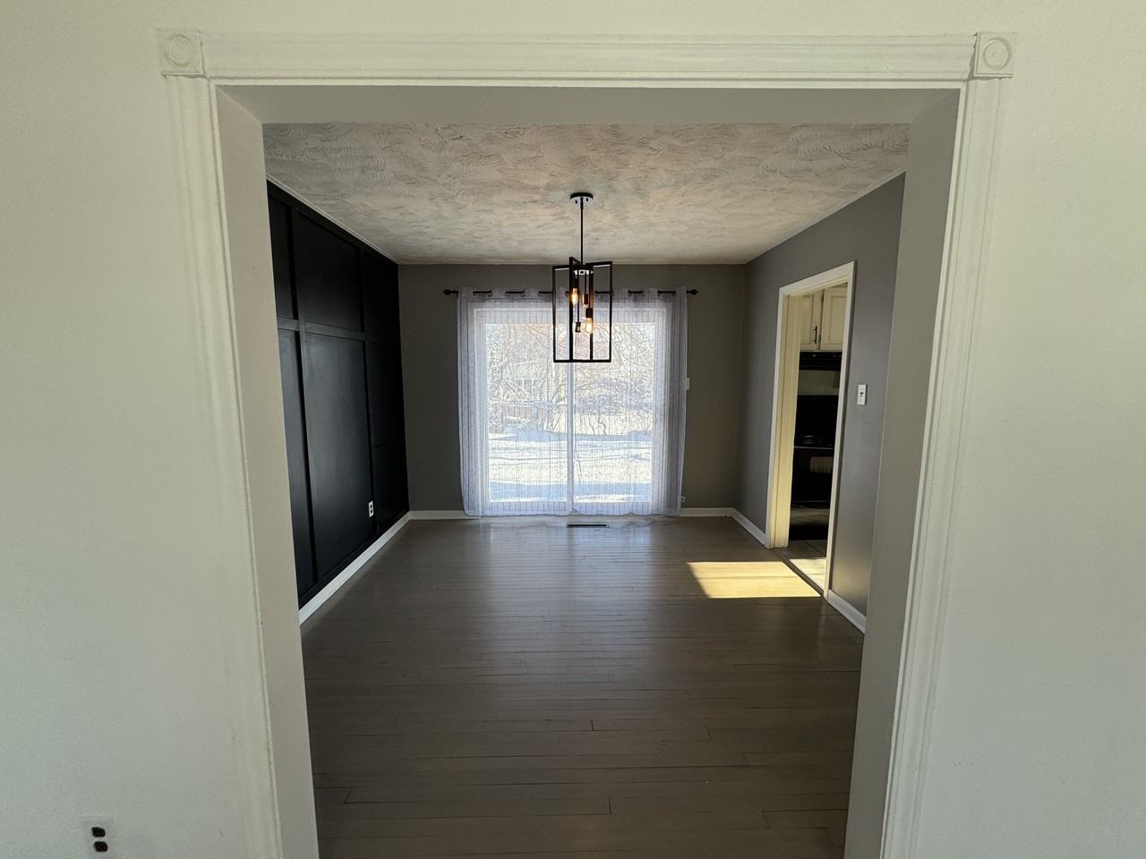 616 Yale Ave #1 - Photo 4 of 33