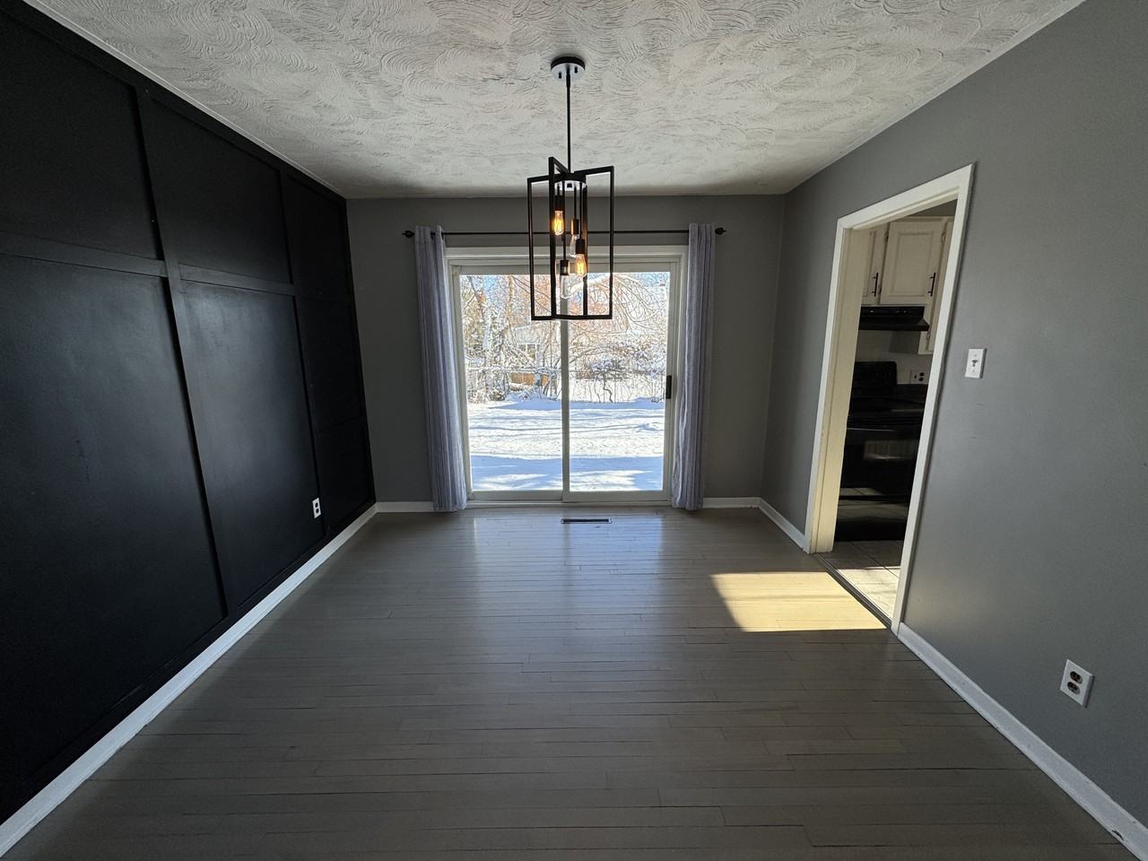 616 Yale Ave #1 - Photo 5 of 33