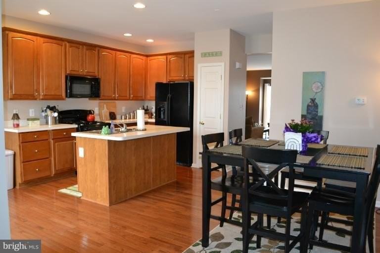 170 Oxbow Dr - Photo 2 of 14