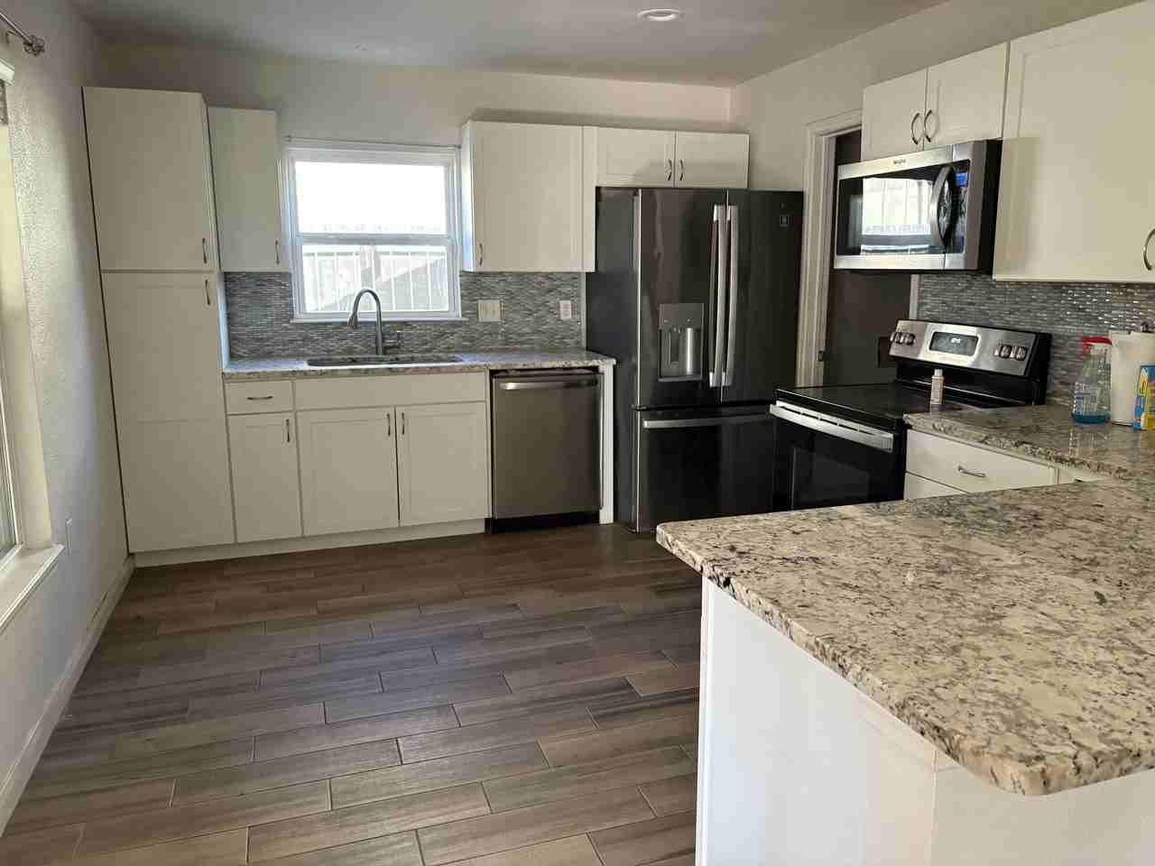 121 N Meadow St #1 - Photo 3 of 12