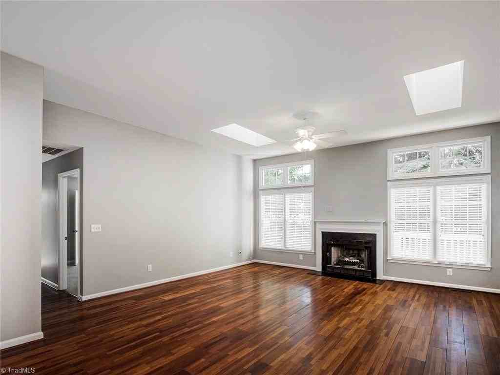 3401 Trail Ridge Dr - Photo 5 of 29