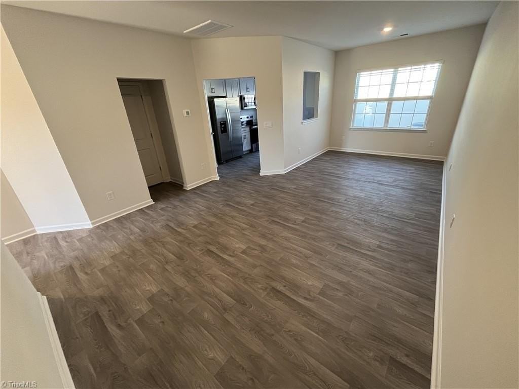 228 Canopy Dr - Photo 5 of 27