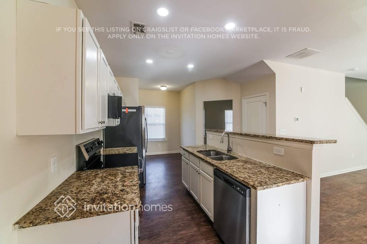 138 Forrest Park Ln - Photo 7 of 18