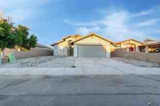 1510 N 9th Ave - Photo 1 of 1