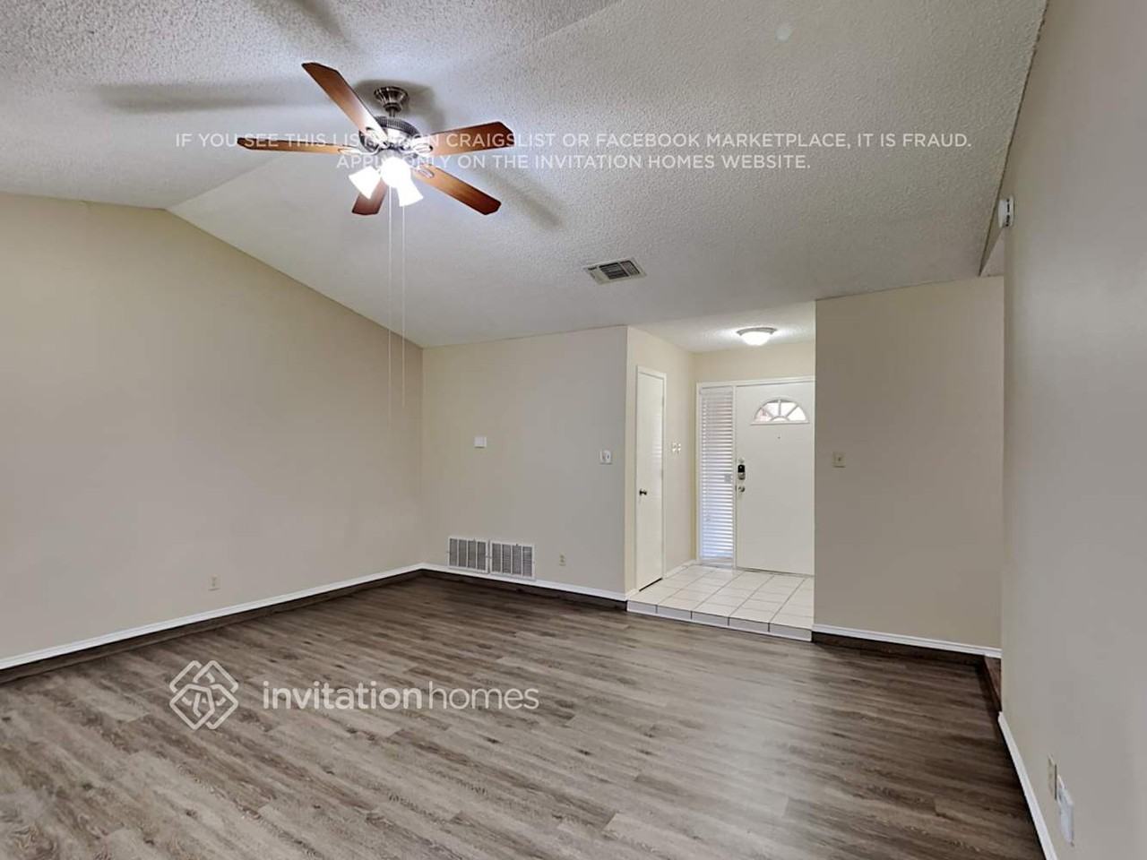 305 Iberis Dr - Photo 4 of 15