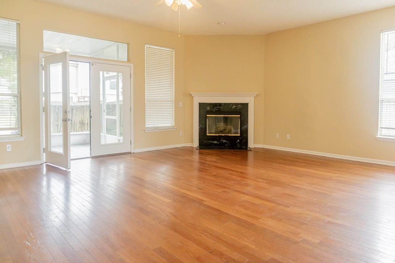 433 Brody Cove Trl #1 - Photo 5 of 19