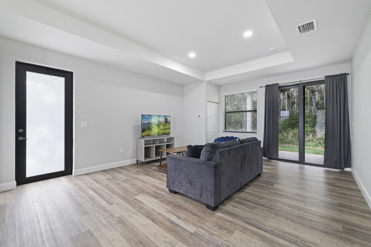 1911 Lorna Ave #1 - Photo 5 of 22