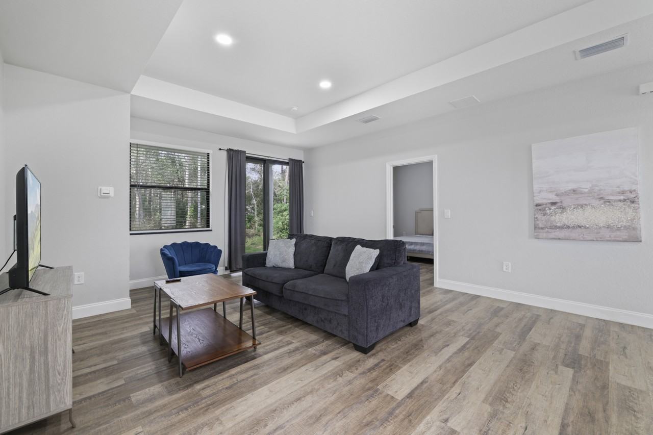 1911 Lorna Ave #1 - Photo 6 of 22