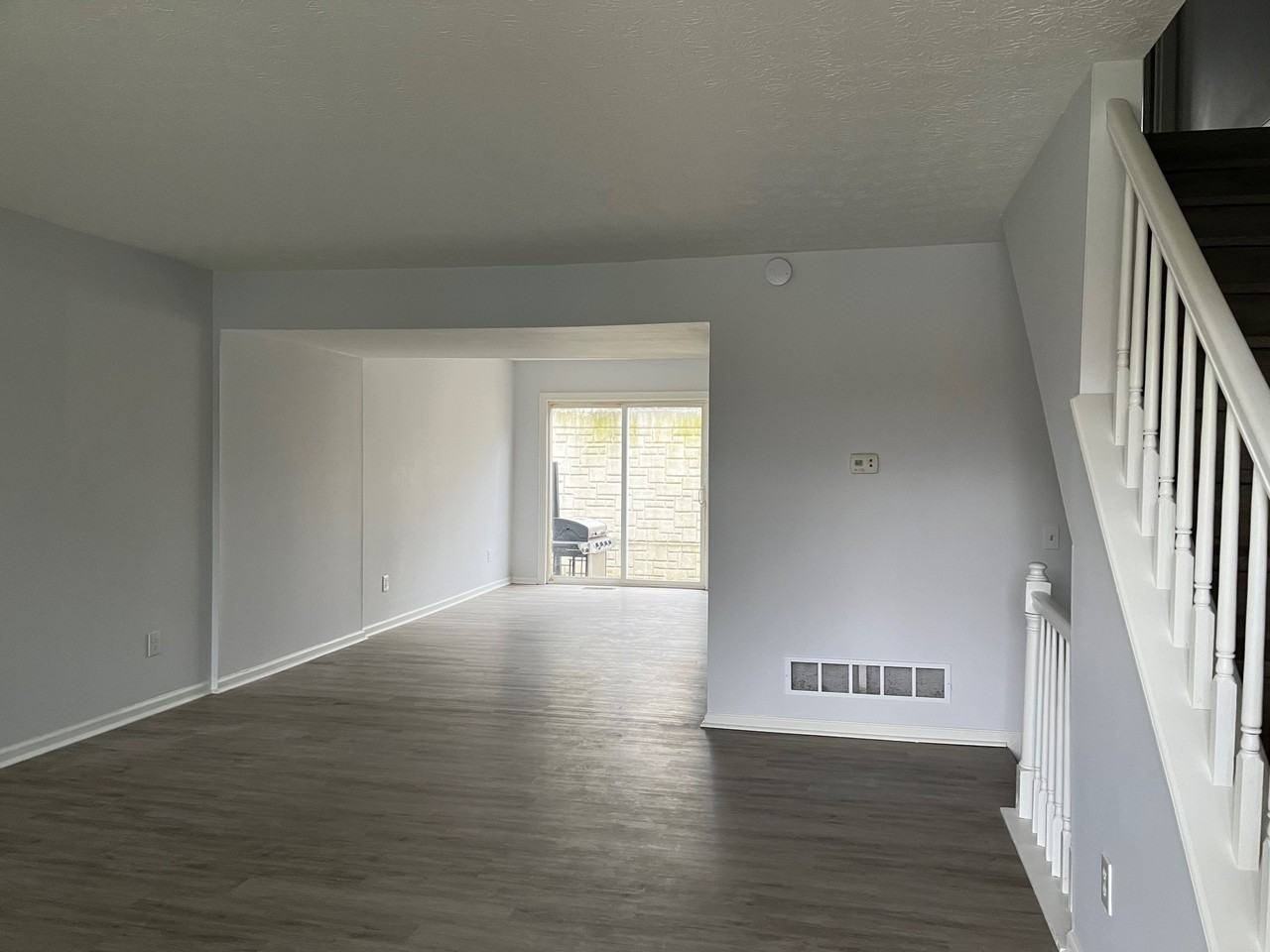 6893 Cooper Rd - Photo 2 of 9