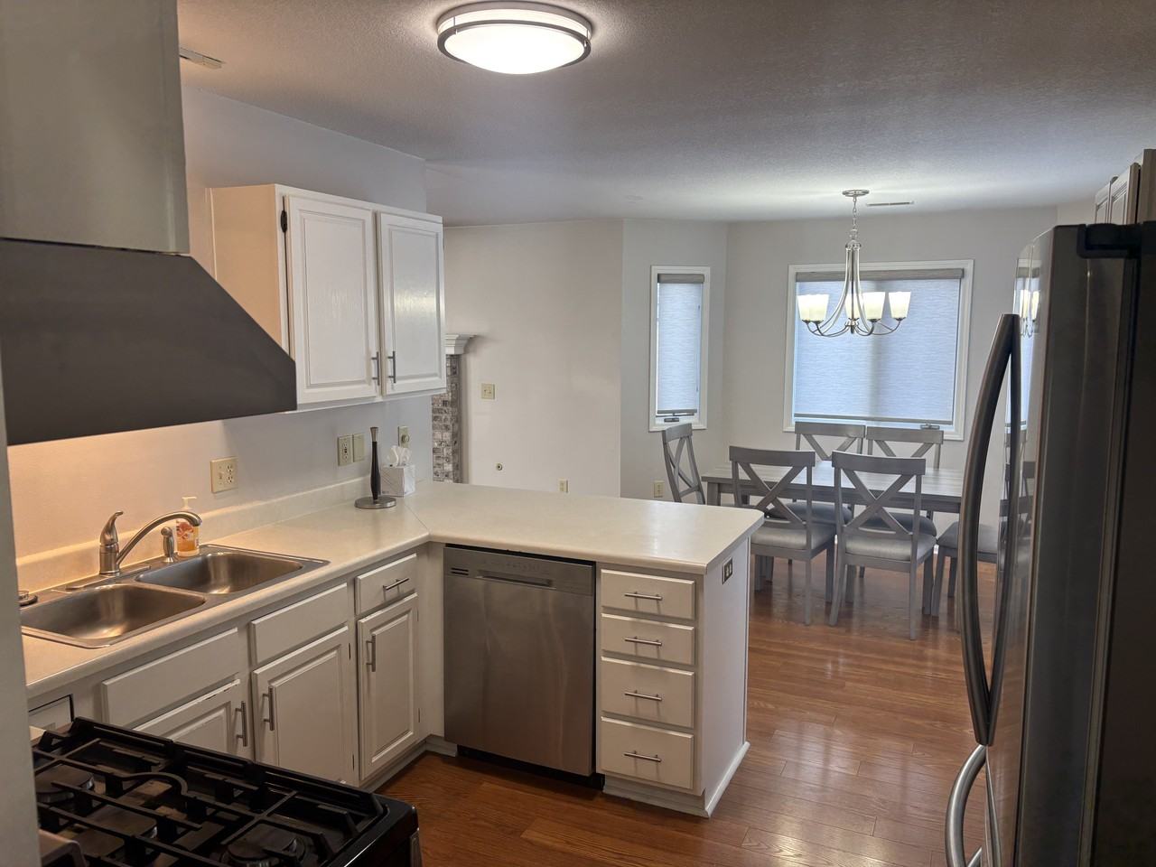 10413 Kentfield Pl - Photo 7 of 22