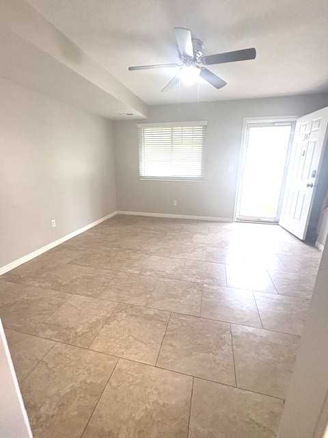 347 En - Photo 3 of 17