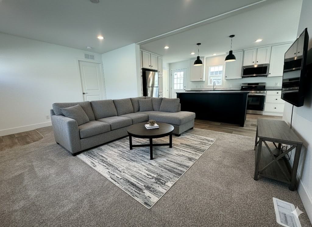 29 Cavalier St N #29CA - Photo 5 of 34