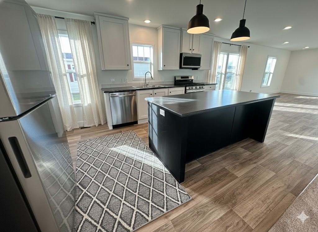 29 Cavalier St N #29CA - Photo 7 of 34