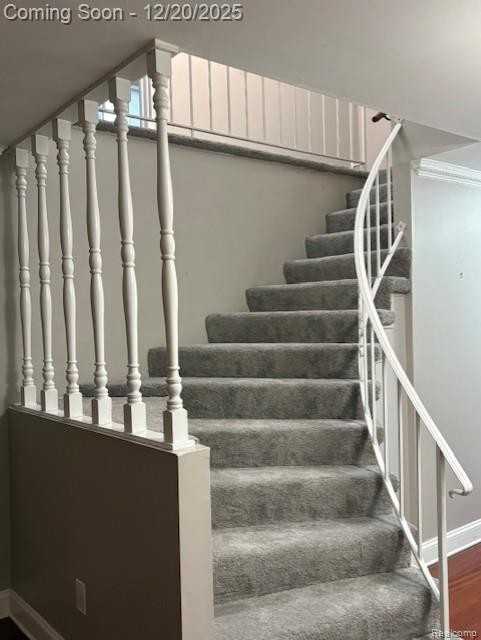 898 Portsmouth Dr - Photo 6 of 14