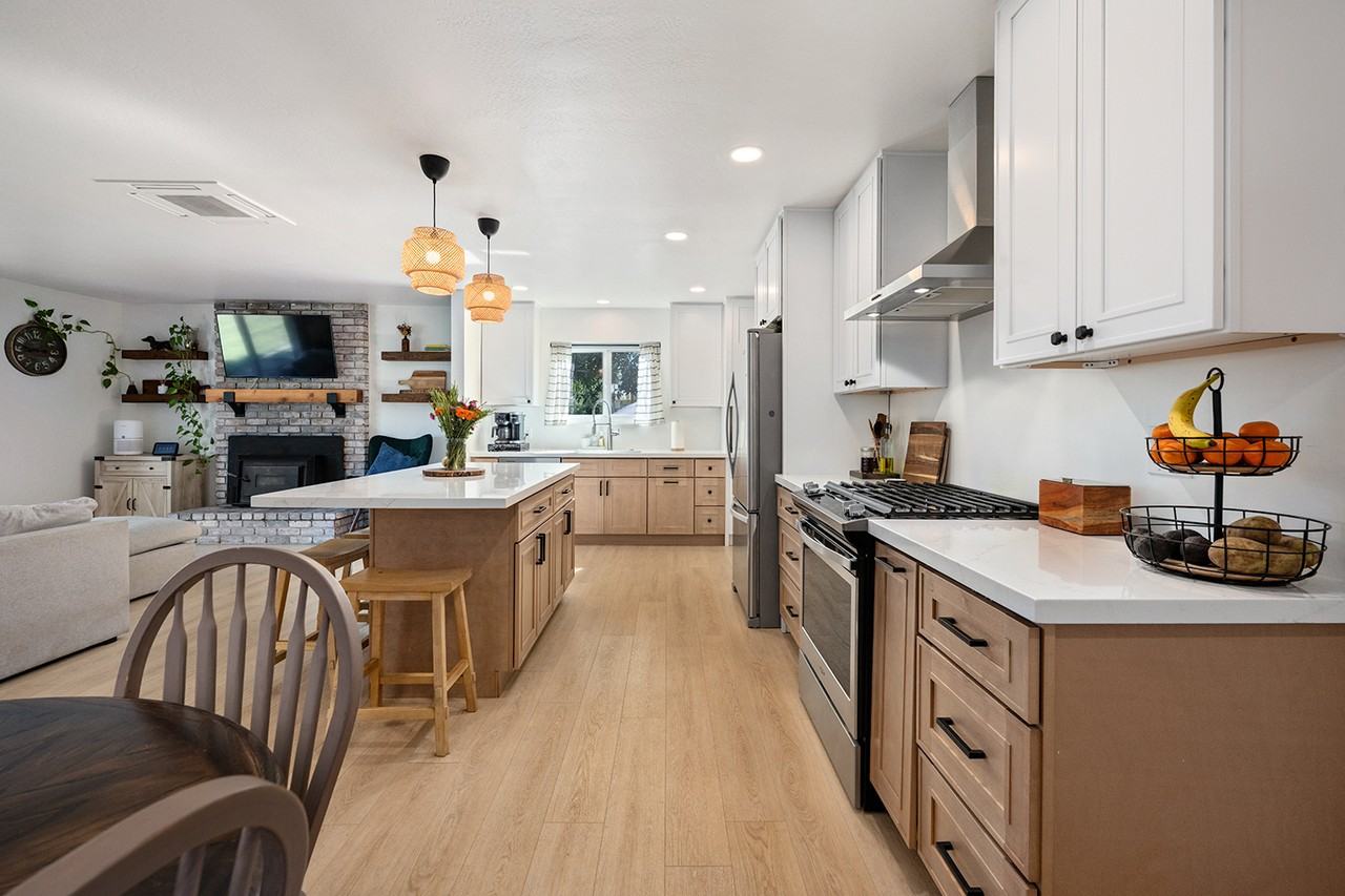 199 Bailhache Ave - Photo 5 of 17