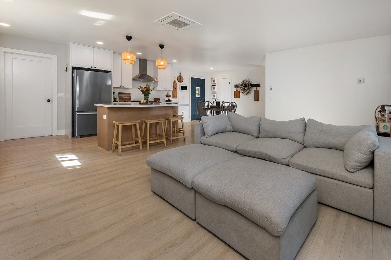 199 Bailhache Ave - Photo 7 of 17