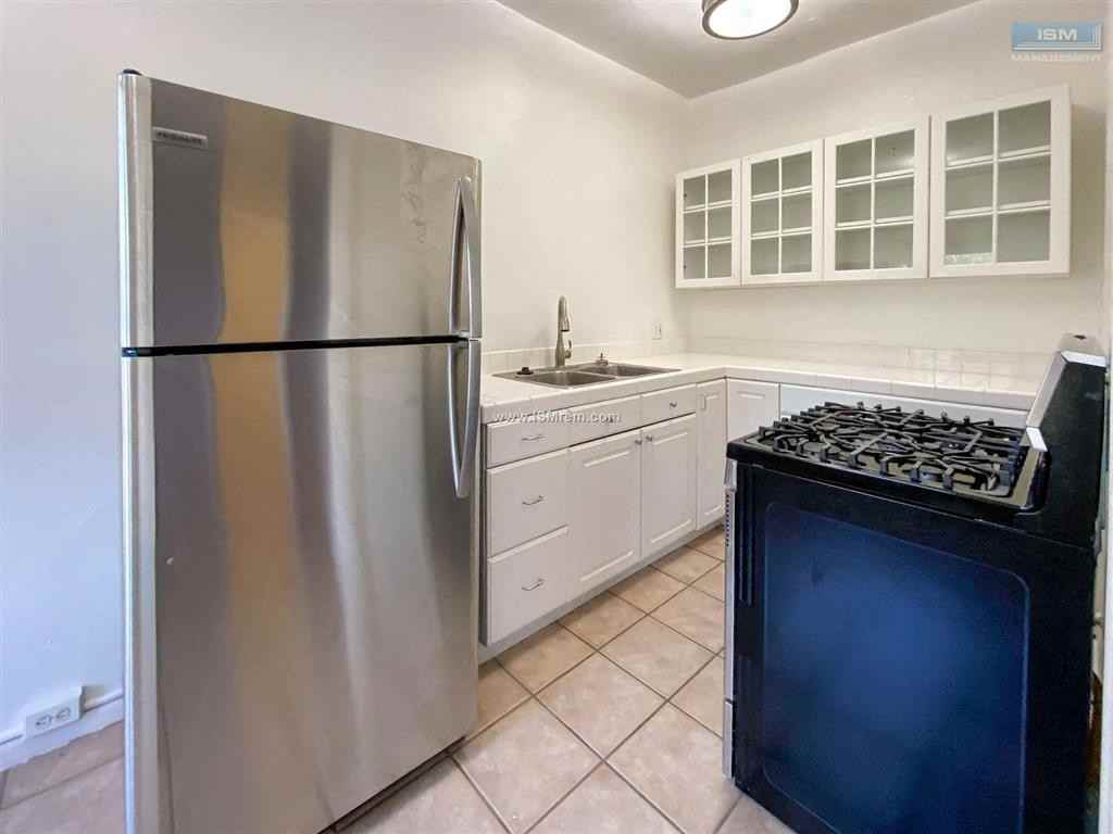 Gailmore Apartments - Photo 4 of 19