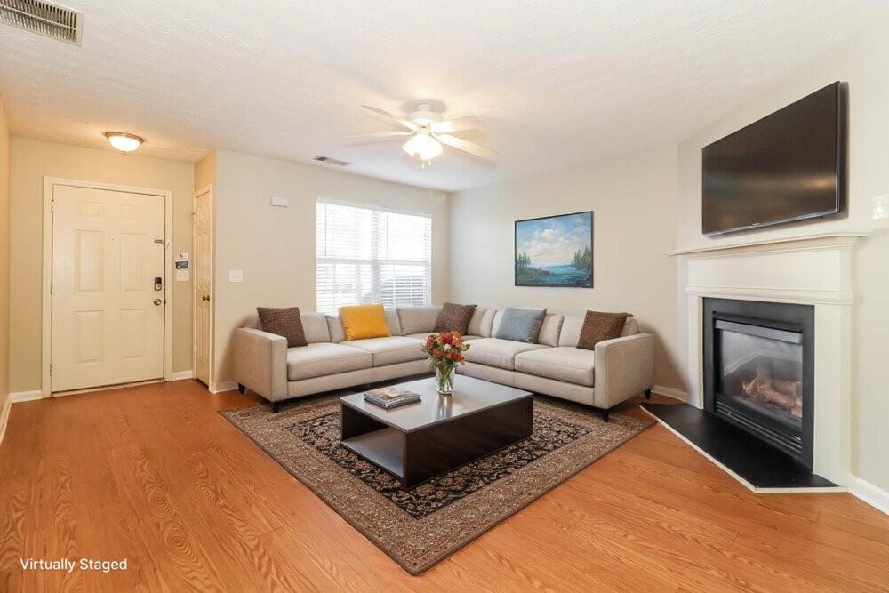 348 Springbottom Ct - Photo 5 of 20