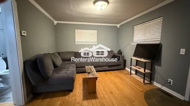 708 10th Ave Se - Photo 5 of 16