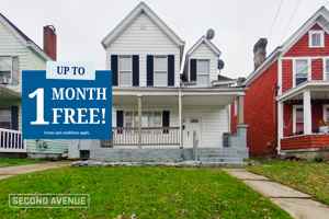 featured image of 113 W 65th St