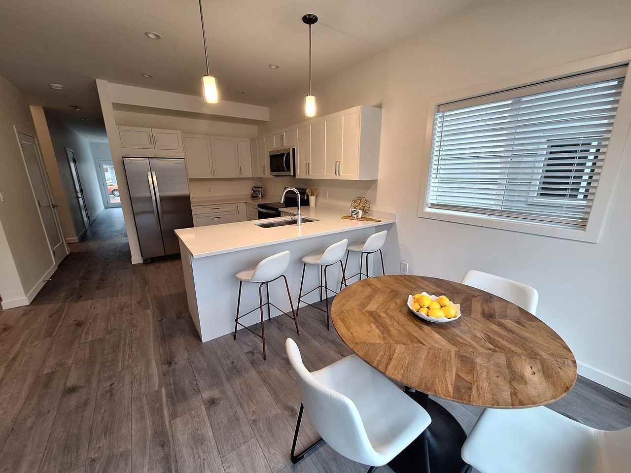 113 Gregory Drive - Photo 2 of 9