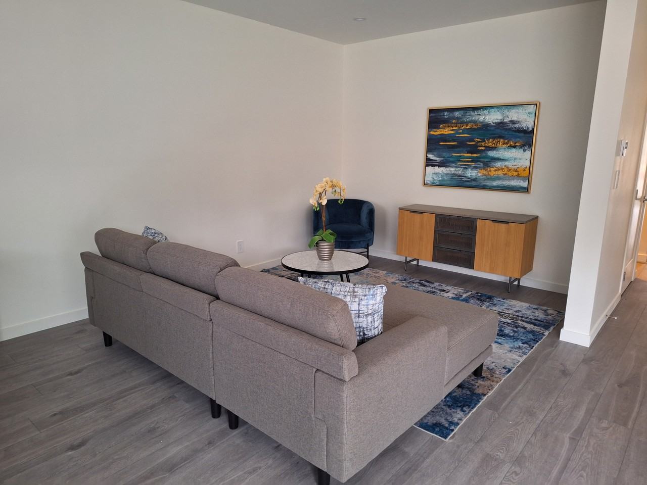 113 Gregory Drive - Photo 4 of 9