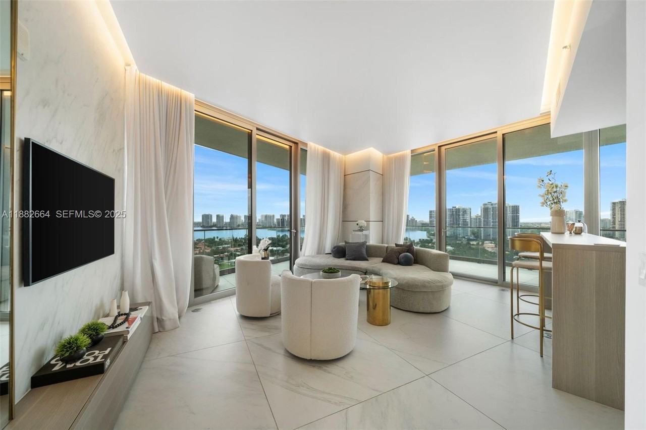 Collins Ave & 189th St - Photo 4 of 15