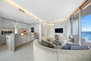 featured image of Collins Ave & 189th St