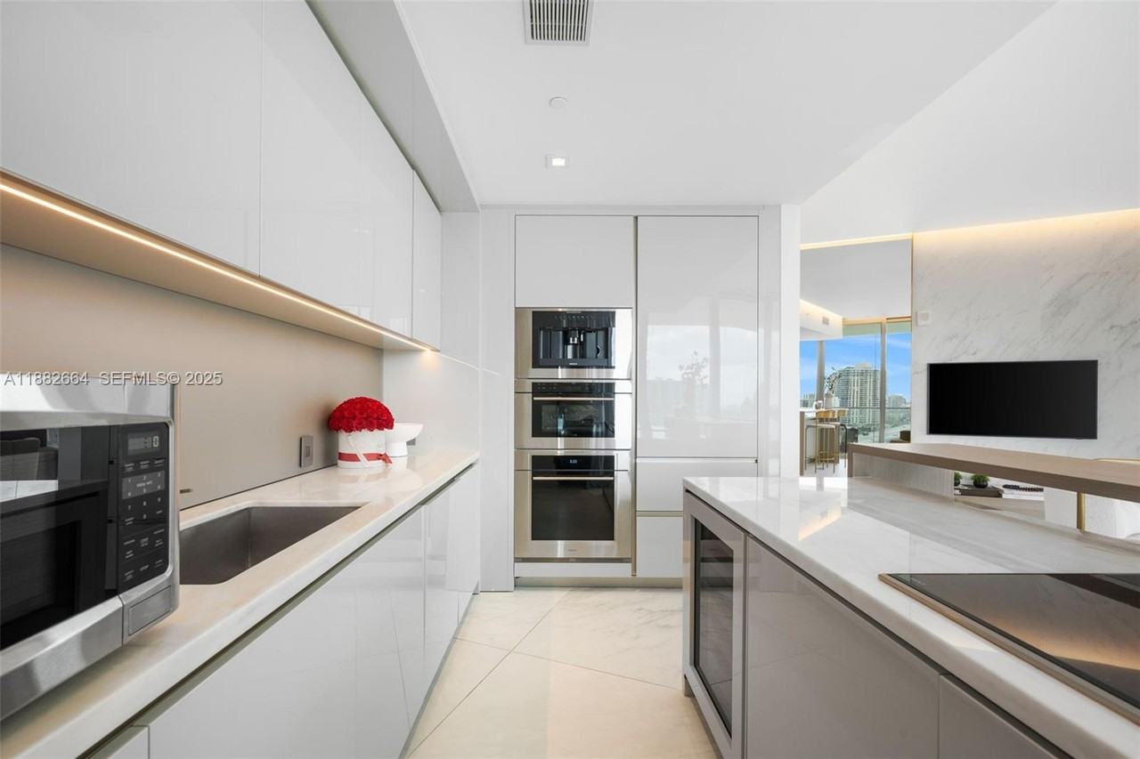 Collins Ave & 189th St - Photo 6 of 15