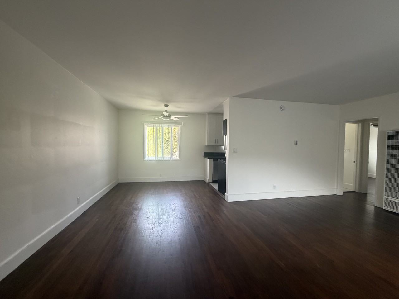 2700 Abbot Kinney Boulevard #9 - Photo 3 of 26